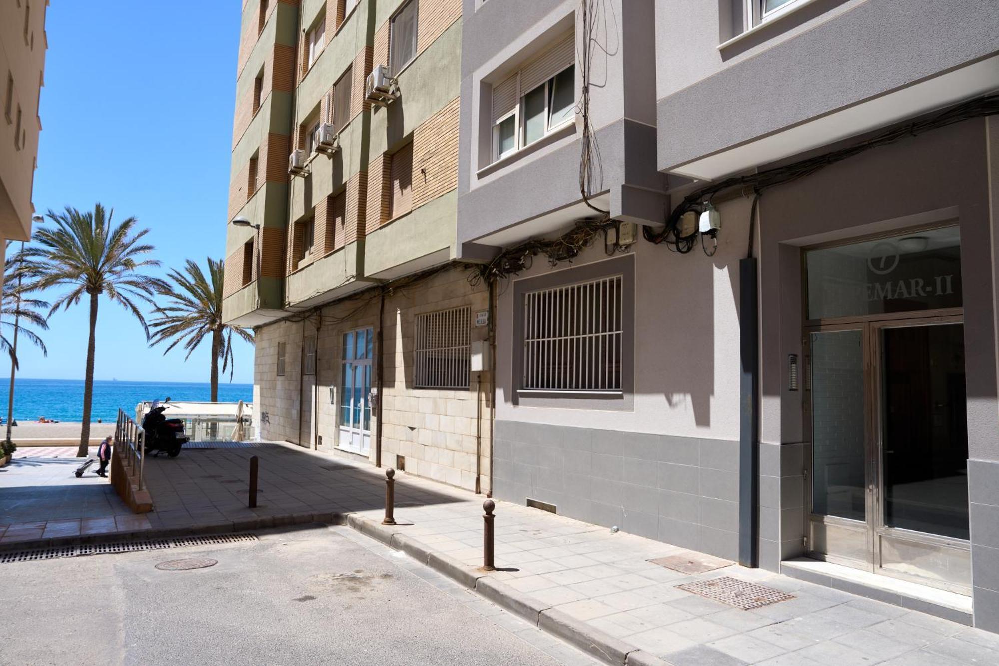 Paseo Maritimo - Apartamento A Estrenar, A Pie De Playa, Con 2 Banos Almeria Exterior photo