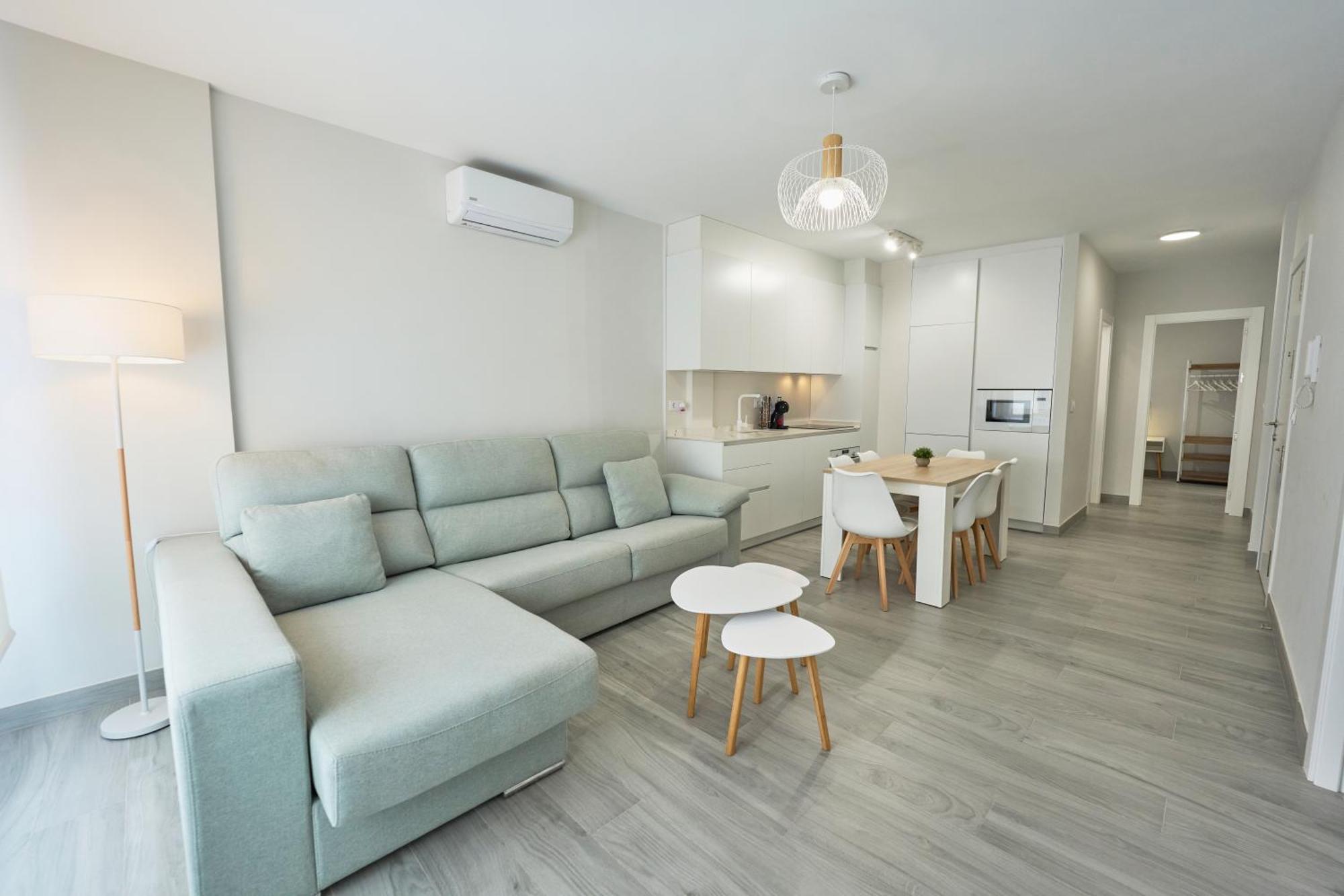 Paseo Maritimo - Apartamento A Estrenar, A Pie De Playa, Con 2 Banos Almeria Exterior photo